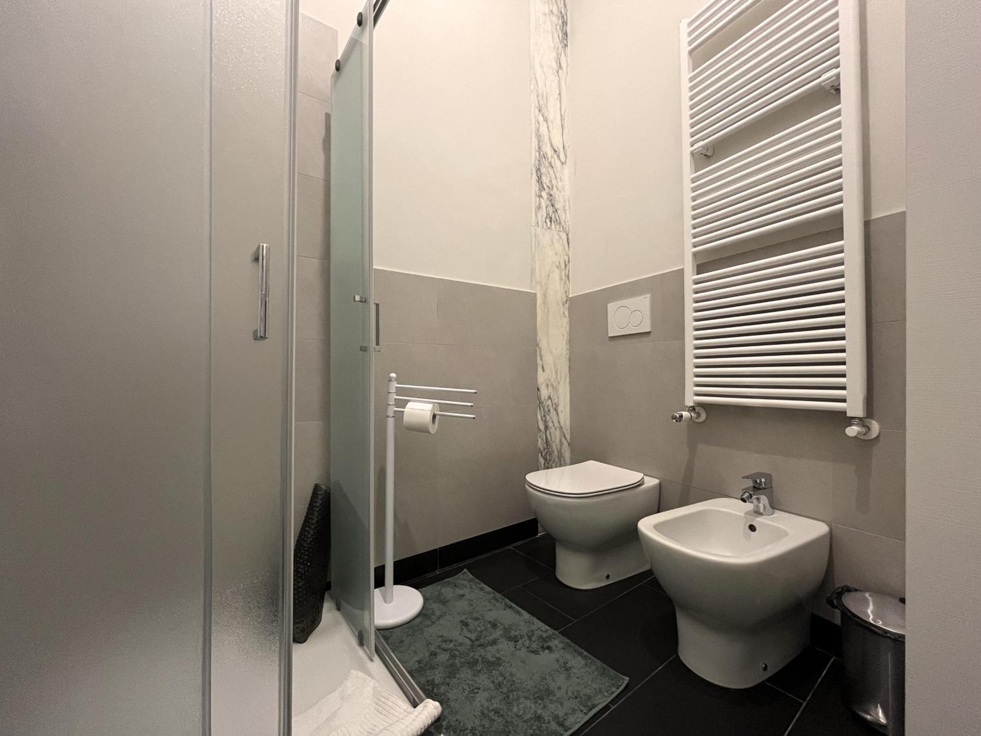 Giano Host - Lomellini Apartment